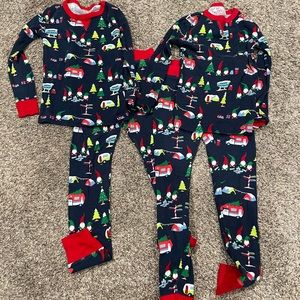Kids Holiday Pajamas Size 6